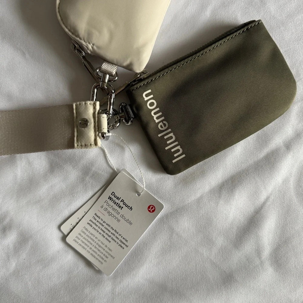 53🆕🤍 Lululemon Dual Pouch Wristlet - Grey Sage White Opal - Picture 2 of 6